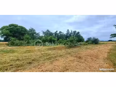 terrain 1 151 m² peyssies