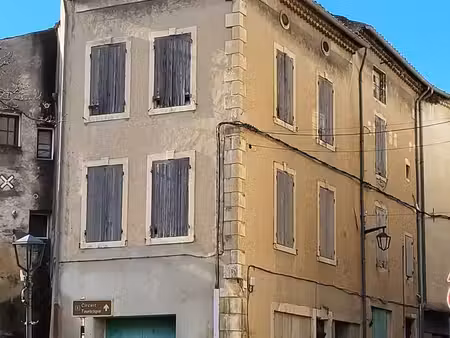 immeuble avec appartements