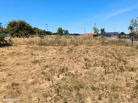 terrain 313 m² laudun l ardoise