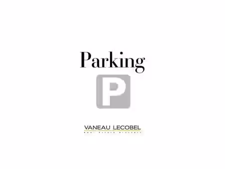 molière : emplacement de parking intérieur