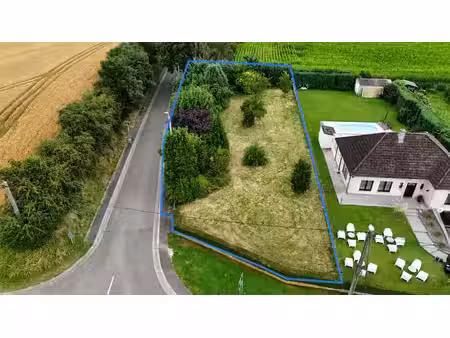 terrain à bâtir de 1.200 m² dans un cadre verdoyant à oreye
