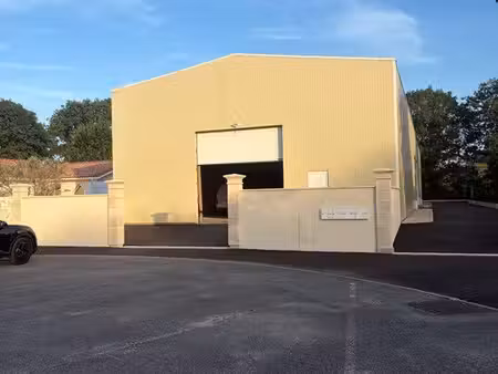 hangar/entrepot de stockage -marcheprime