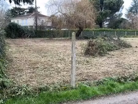terrain constructible viabilisé 1000m2