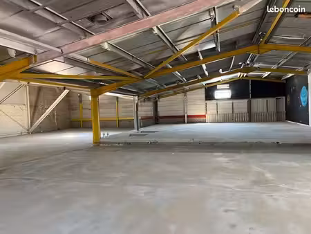 local commercial 450 m²