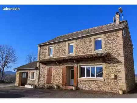 maison en pierre avec terrain 701 m2 offert