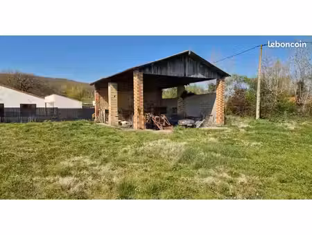 terrain + grange aménageable