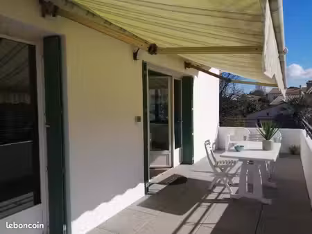 appartement t3 avec terrasse