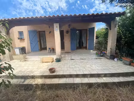 villa 4 pièces 85 m²