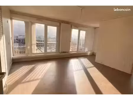 appartement 4 pièces 77 m²