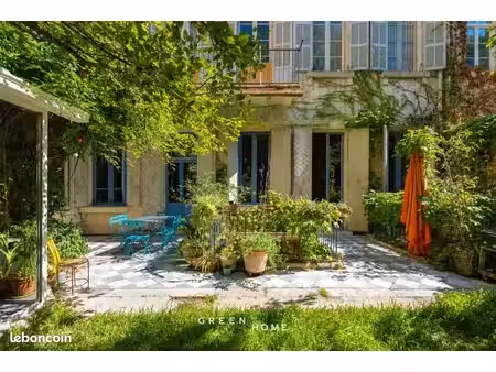 appartement 7 pièces 223 m²
