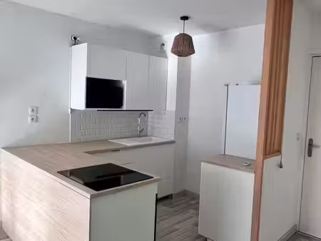 appartement t3 avec balcon et garage