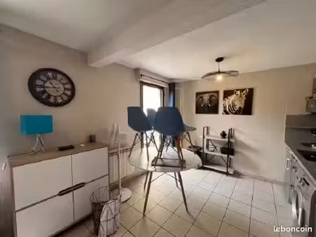 studio - 28m² - meublé à louer