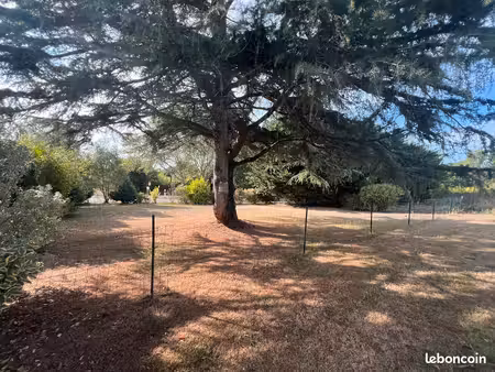 terrain constructible 444m2