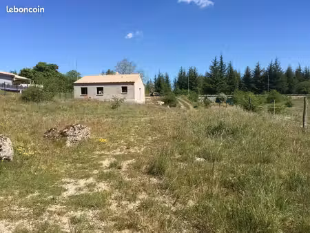 terrain 2 354 m² le caylar