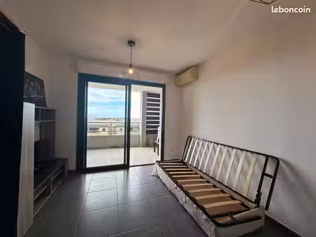 studio meublé avec terrasse et parking à furiani