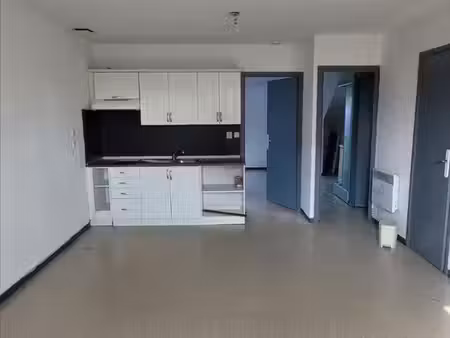 appartement 4 pièces 41 m²