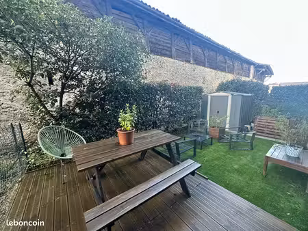 t2 rez de jardin