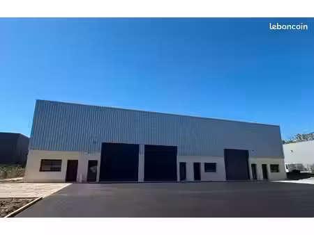 entrepots avec bureau neuf a louer