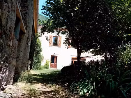 nid douillet xviiie  rénové bio++  au cœur des pyrénées