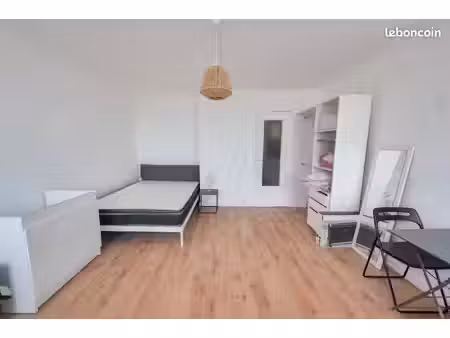 studio meublé