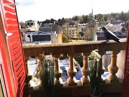 2 pièces 2* avec parking  ascenseur et internet