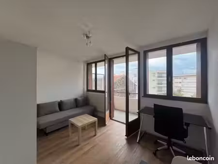 studio refait à neuf - chamalières