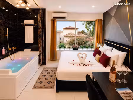 appartement avec balnéothérapie en bord de plage