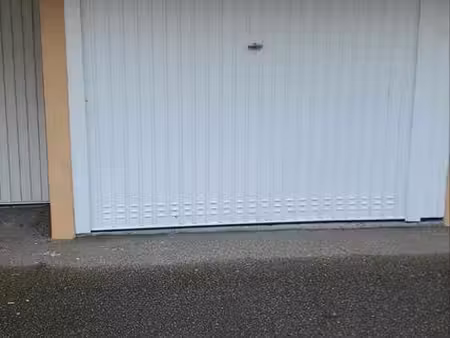 box/garage à louer