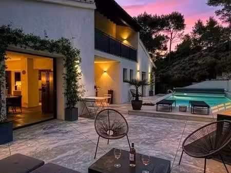 maison d’exception dans les alpilles — 5 mois à partir du 1er novembre