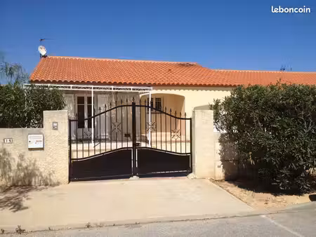 villa plain-pied 4 ch garage jardin parkings 3 faces