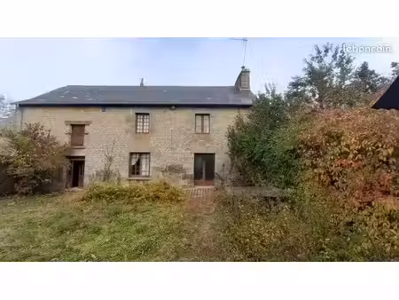 maison 100 m² andouillé-neuville