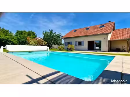 propriété 5 pièces 130 m²