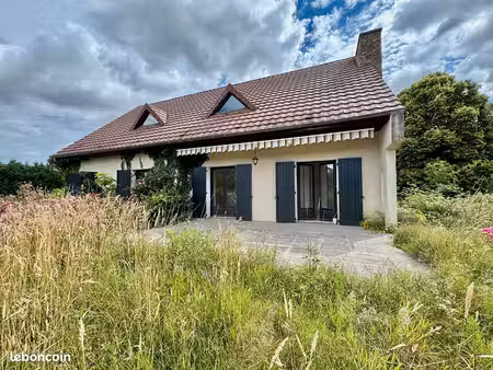 propriété 8 pièces 250 m²