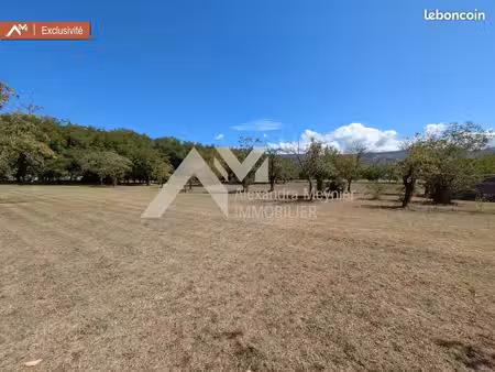 terrain 991 m² saint-marcellin