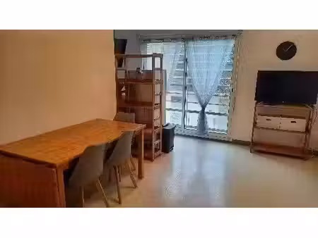 location meublée appartement 1 pièce 25 m² à la rochelle (17000)  650 €