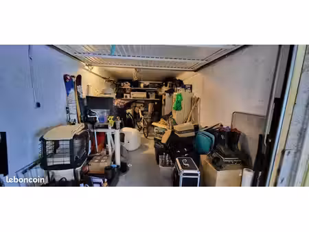 garage barnave