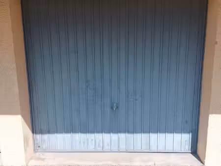 vente garage roussillon