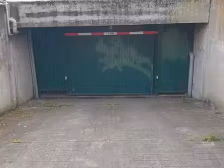 location box fermé sécurisé 13m²