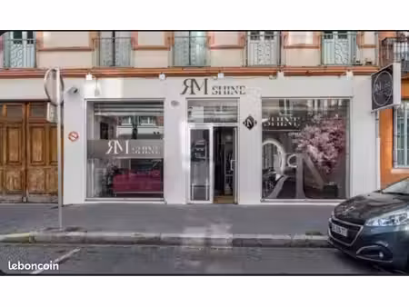 local 120 m2