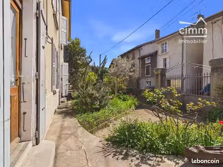 maison de village 8 pièces 160 m²