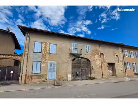 maison 9 pièces 187 m²