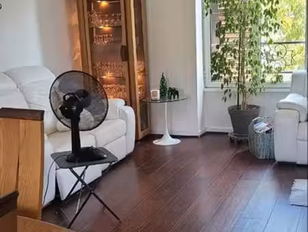 loue 3 pièces proche ctre ville