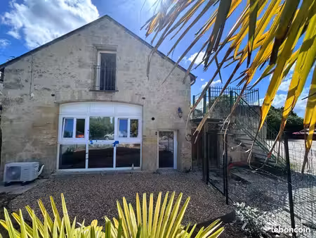 charmant appartement avec terrain et parking