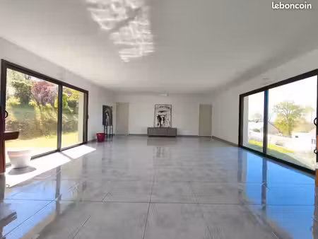 maison plain-pied 140 m² – 3 chambres – terrain 830 m² – redon