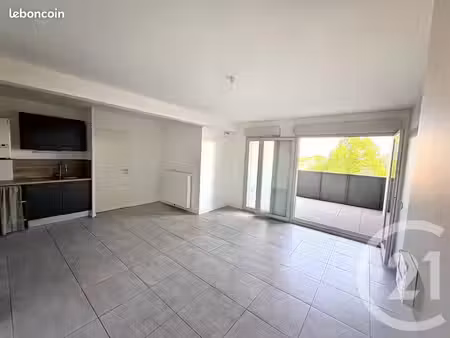 appartement 3 pièces 65 m²