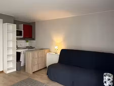 studio meublé proche fac médecine avec parking sécurisé