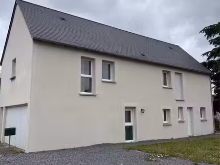 maison divisée en deux appartement