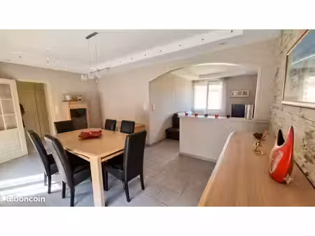 maison 6 pièces 115 m²