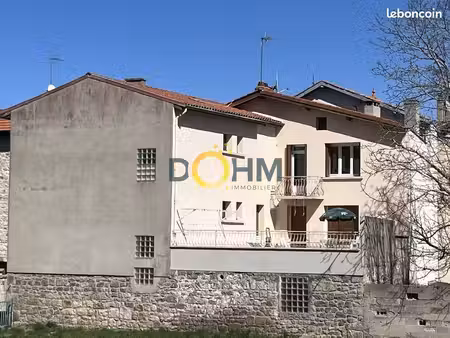 immeuble 270 m² saint-bonnet-le-château
