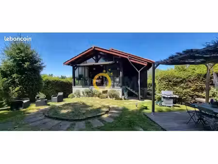 chalet 4 pièces 102 m²